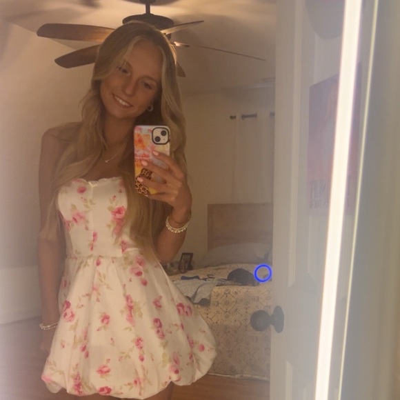 Meet your Posher, Hadley - Picture 3 of 3